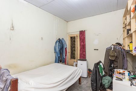 Casa à venda com 240m², 4 quartos e 4 vagas