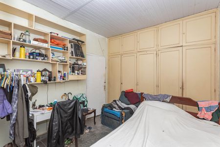 Casa à venda com 240m², 4 quartos e 4 vagas