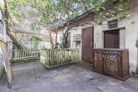 Casa à venda com 240m², 4 quartos e 4 vagas