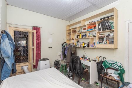 Casa à venda com 240m², 4 quartos e 4 vagas