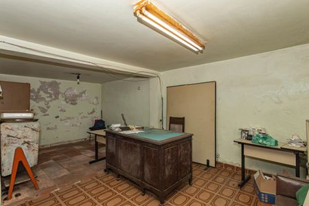 Casa à venda com 240m², 4 quartos e 4 vagas