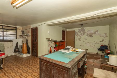 Casa à venda com 240m², 4 quartos e 4 vagas