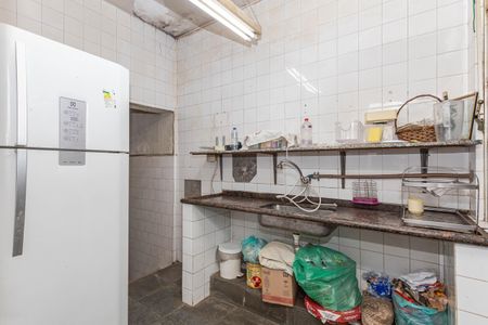 Casa à venda com 240m², 4 quartos e 4 vagas