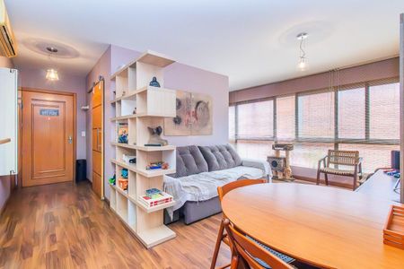 Apartamento à venda com 91m², 2 quartos e 2 vagasSala