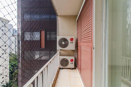 Apartamento à venda com 280m², 3 quartos e 2 vagasVaranda - Suíte 2