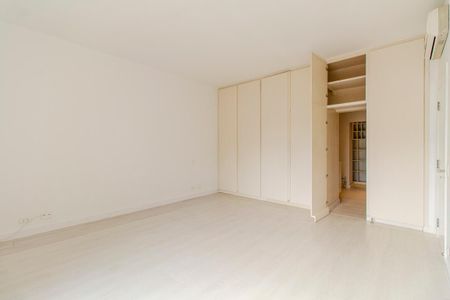 Apartamento à venda com 280m², 3 quartos e 2 vagasSuíte 2
