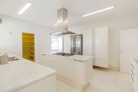 Apartamento à venda com 280m², 3 quartos e 2 vagasCozinha