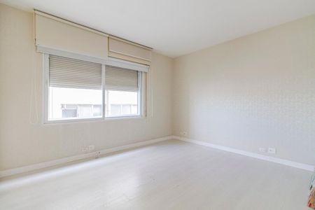 Apartamento à venda com 280m², 3 quartos e 2 vagasSuíte 1