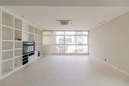 Apartamento à venda com 280m², 3 quartos e 2 vagasSala