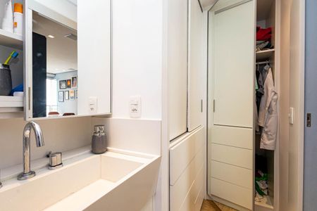 Apartamento à venda com 36m², 1 quarto e 2 vagasBanheiro