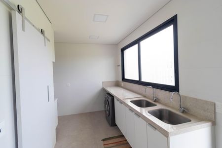 Casa de condomínio à venda com 496m², 4 quartos e 3 vagasÁrea de Serviço