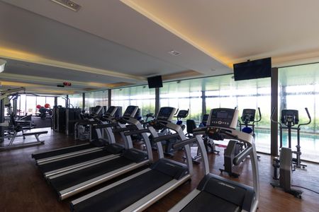 Casa de condomínio à venda com 496m², 4 quartos e 3 vagasÁrea comum - Academia