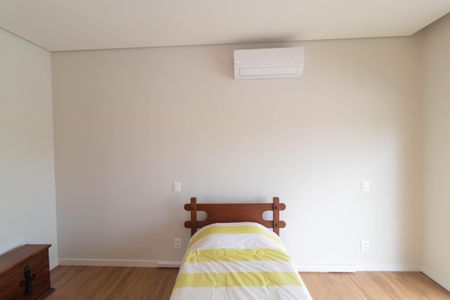 Casa de condomínio à venda com 496m², 4 quartos e 3 vagasSuíte 2