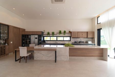 Casa de condomínio à venda com 496m², 4 quartos e 3 vagasSala 1