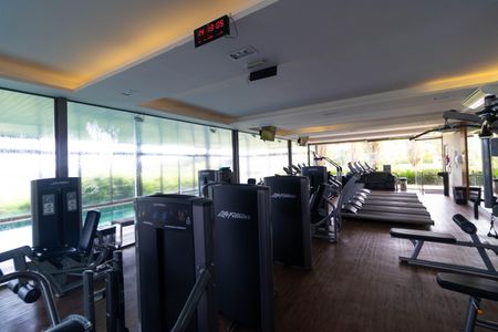 Casa de condomínio à venda com 496m², 4 quartos e 3 vagasÁrea comum - Academia