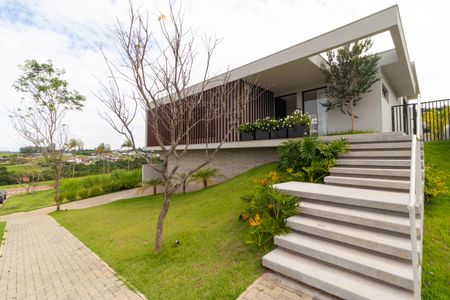 Casa de condomínio à venda com 496m², 4 quartos e 3 vagasFachada