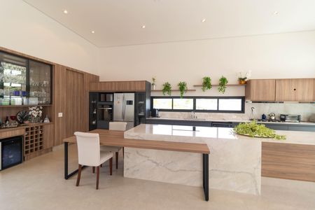 Casa de condomínio à venda com 496m², 4 quartos e 3 vagasCozinha