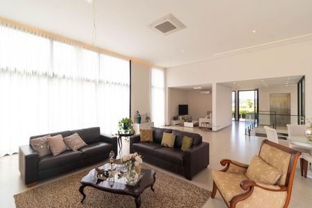 Casa de condomínio à venda com 496m², 4 quartos e 3 vagasSala 1