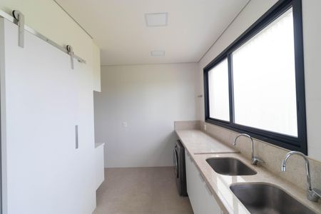 Casa de condomínio à venda com 496m², 4 quartos e 3 vagasÁrea de Serviço