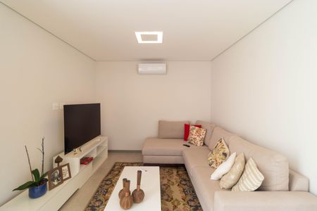 Casa de condomínio à venda com 496m², 4 quartos e 3 vagasSala 2