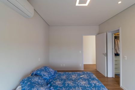 Casa de condomínio à venda com 496m², 4 quartos e 3 vagasSuíte 3