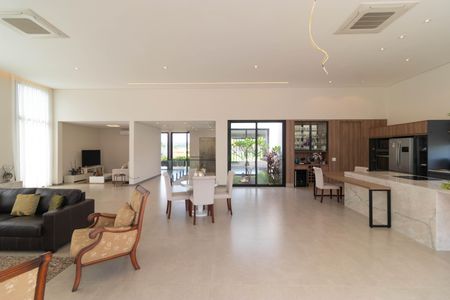 Casa de condomínio à venda com 496m², 4 quartos e 3 vagasSala 1