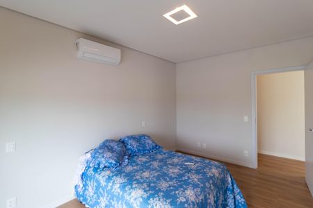 Casa de condomínio à venda com 496m², 4 quartos e 3 vagasSuíte 3