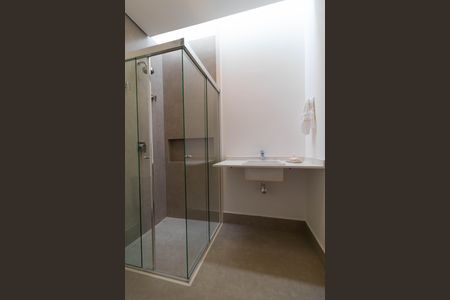 Casa de condomínio à venda com 496m², 4 quartos e 3 vagasBanheiro do Escritório