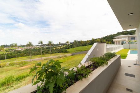 Casa de condomínio à venda com 496m², 4 quartos e 3 vagasQuintal