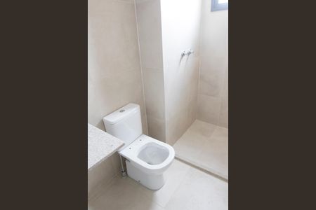 Apartamento para alugar com 187m², 3 quartos e 3 vagas Apartamento para alugar com 187m², 3 quartos e 3 vagasBanheiro da Suíte 2