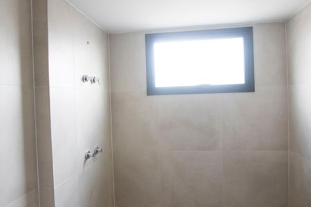 Apartamento para alugar com 187m², 3 quartos e 3 vagas Apartamento para alugar com 187m², 3 quartos e 3 vagasBanheiro da Suíte 3