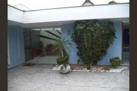 Casa à venda com 945m², 4 quartos e 5 vagas Casa à venda com 945m², 4 quartos e 5 vagasFoto 29