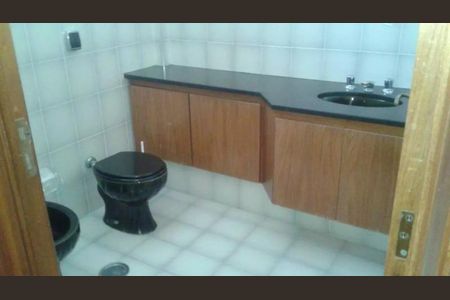 Casa à venda com 945m², 4 quartos e 5 vagas Casa à venda com 945m², 4 quartos e 5 vagasFoto 21