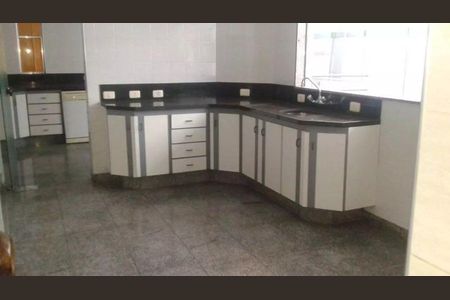 Casa à venda com 945m², 4 quartos e 5 vagas Casa à venda com 945m², 4 quartos e 5 vagasFoto 39
