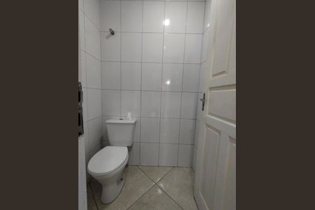 Casa à venda com 260m², 2 quartos e 3 vagas Casa à venda com 260m², 2 quartos e 3 vagasLavabo