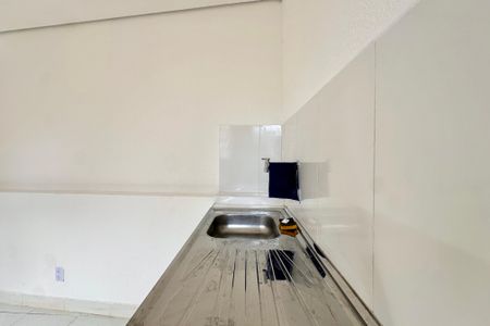 Studio para alugar com 17m², 1 quarto e sem vaga Studio para alugar com 17m², 1 quarto e sem vagaCozinha e Área de Serviço