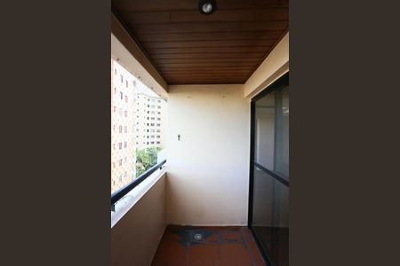 Varanda da Sala de apartamento à venda com 4 quartos, 176m² em Vila Suzana, São Paulo