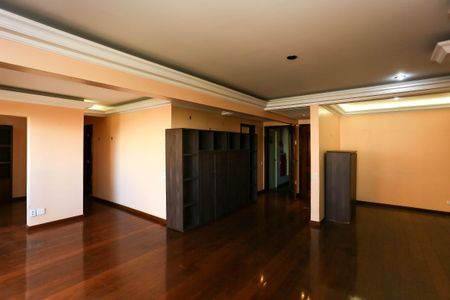 Apartamento à venda com 176m², 4 quartos e 4 vagas Apartamento à venda com 176m², 4 quartos e 4 vagasSala