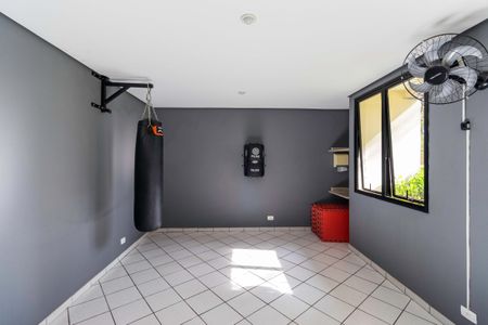 Apartamento à venda com 176m², 4 quartos e 4 vagas Apartamento à venda com 176m², 4 quartos e 4 vagasÁrea comum - Academia