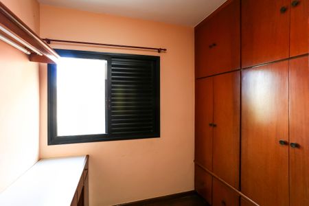 Apartamento à venda com 176m², 4 quartos e 4 vagas Apartamento à venda com 176m², 4 quartos e 4 vagasEscritório