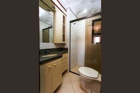 Apartamento à venda com 176m², 4 quartos e 4 vagas Apartamento à venda com 176m², 4 quartos e 4 vagasBanheiro da Suíte 2