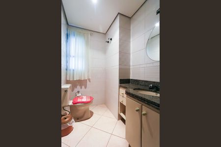 Apartamento à venda com 176m², 4 quartos e 4 vagas Apartamento à venda com 176m², 4 quartos e 4 vagasBanheiro Social