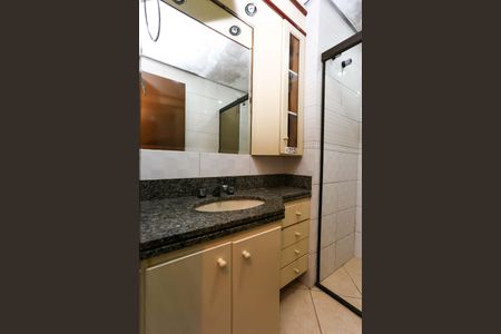 Apartamento à venda com 176m², 4 quartos e 4 vagas Apartamento à venda com 176m², 4 quartos e 4 vagasBanheiro da Suíte 2