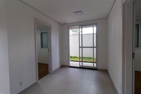 Apartamento para alugar com 67m², 2 quartos e 1 vaga Apartamento para alugar com 67m², 2 quartos e 1 vagaSala