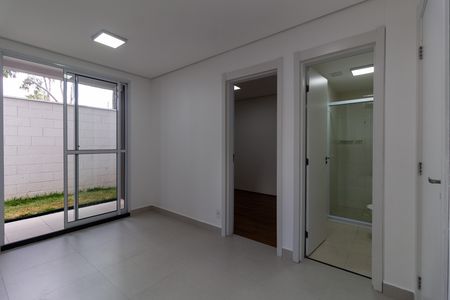 Apartamento para alugar com 67m², 2 quartos e 1 vaga Apartamento para alugar com 67m², 2 quartos e 1 vagaSala