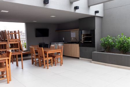 Apartamento para alugar com 67m², 2 quartos e 1 vaga Apartamento para alugar com 67m², 2 quartos e 1 vagaÁrea comum - Churrasqueira