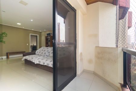 Apartamento à venda com 115m², 3 quartos e 3 vagas Apartamento à venda com 115m², 3 quartos e 3 vagasVaranda Vista - Sala de Estar