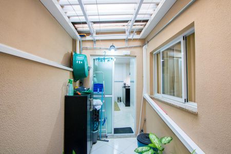 Apartamento à venda com 70m², 2 quartos e 2 vagasÁrea externa