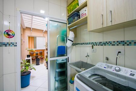 Apartamento à venda com 70m², 2 quartos e 2 vagasÁrea de serviço