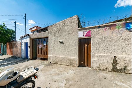 Apartamento à venda com 360m², 3 quartos e 1 vaga Apartamento à venda com 360m², 3 quartos e 1 vagaFachada e placa